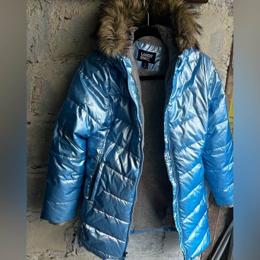 LANDS END bright blue parka lined fur hood w/ faux fur preloved.great condition